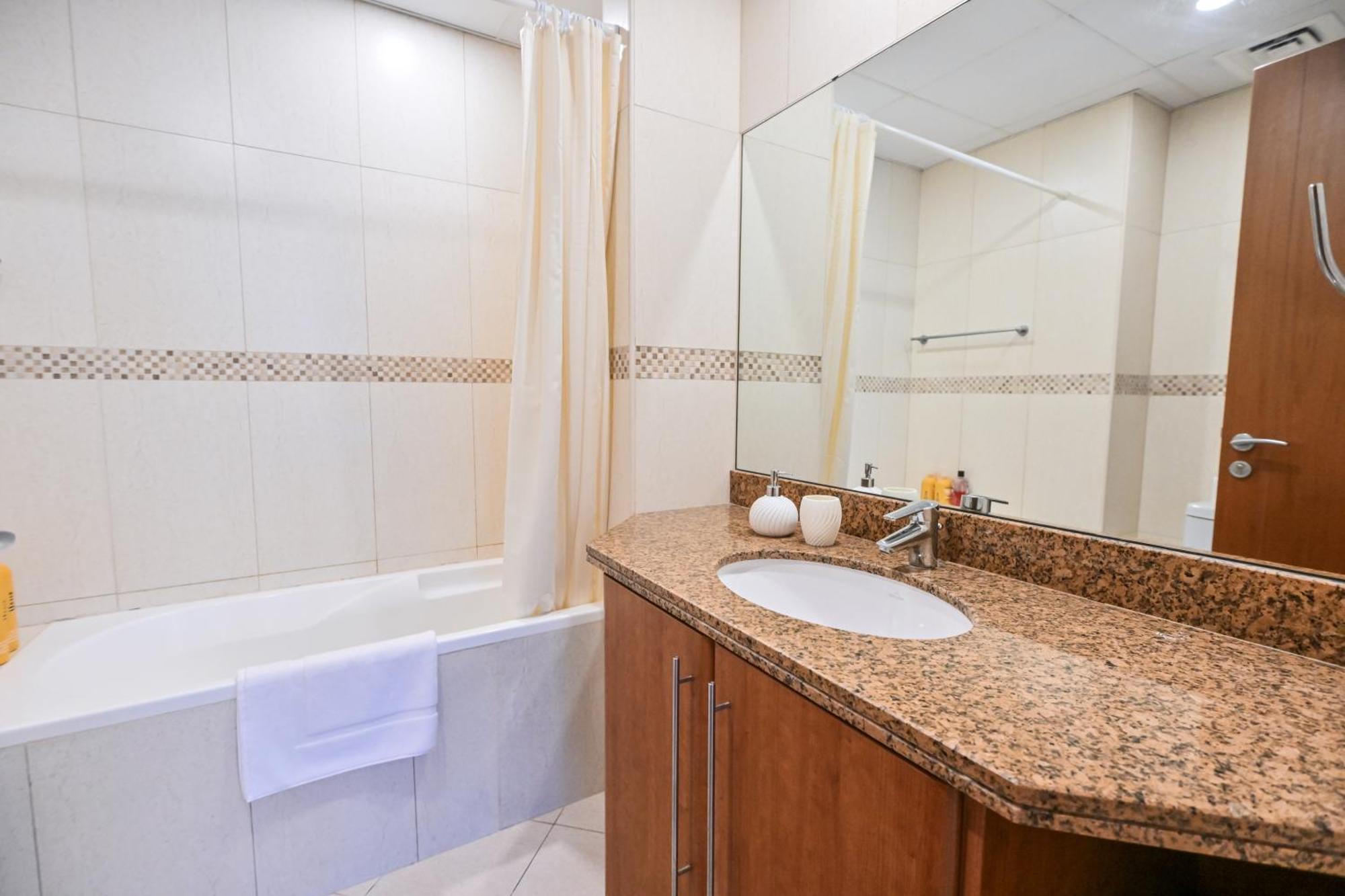 Coralcottageholiday Apartment Dubai